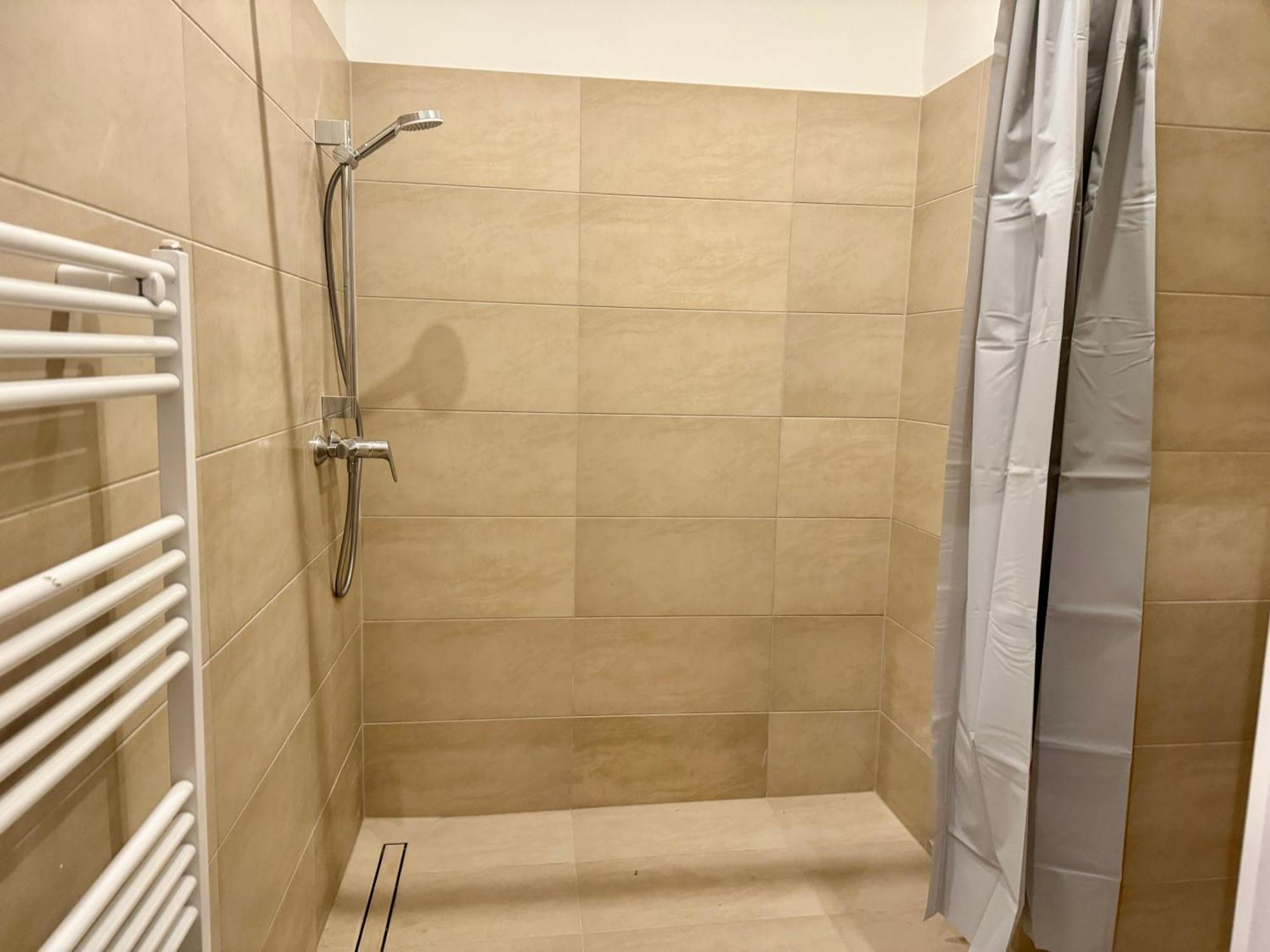 Spacious Apartment - 15 Min To Center เวียนนา ภายนอก รูปภาพ